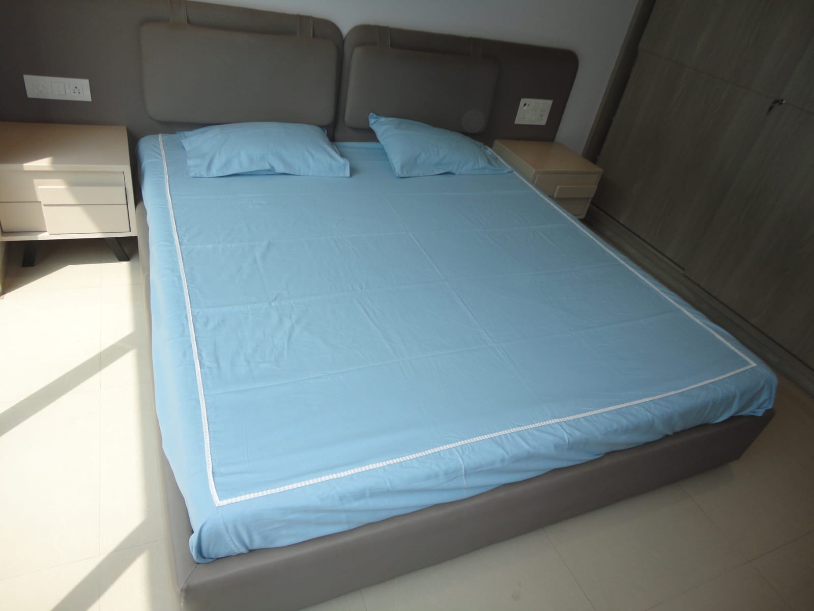 King Size cotton Bedsheet Size 110 x 100 Inch 